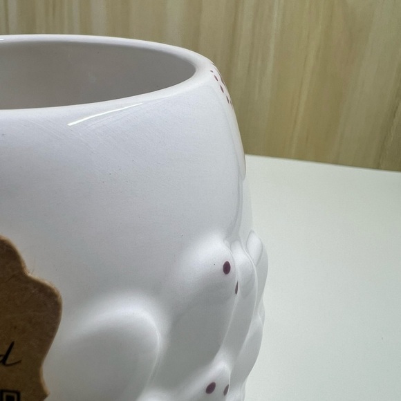 Elegant White Swan Mug - Picture 9 of 9